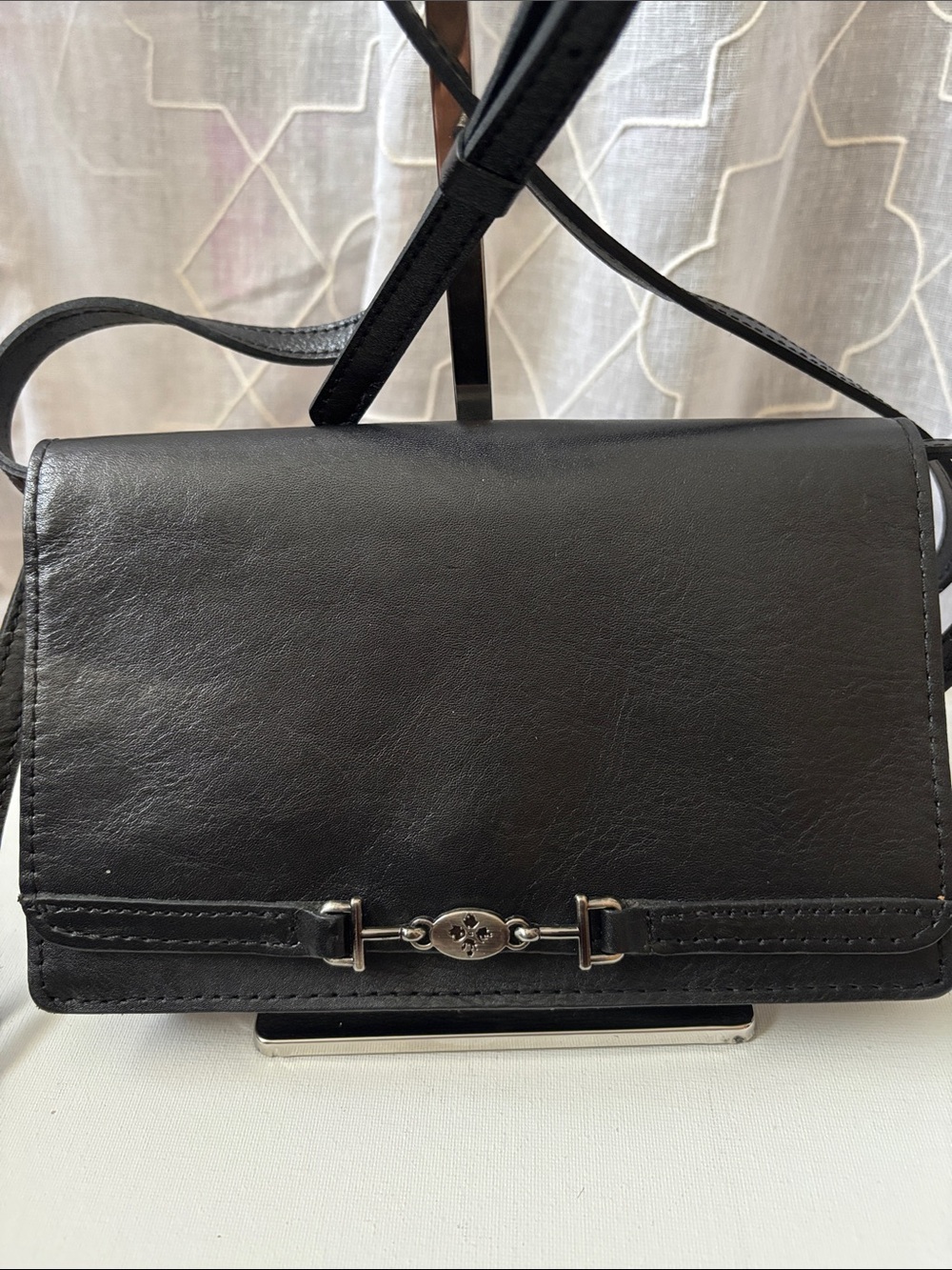 Patricia Nash Classic Black Leather Crossbody Bag with Detachable Strap